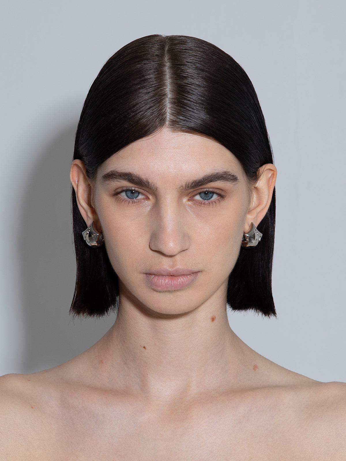 August Palladium-Plated Earrings - Image 3