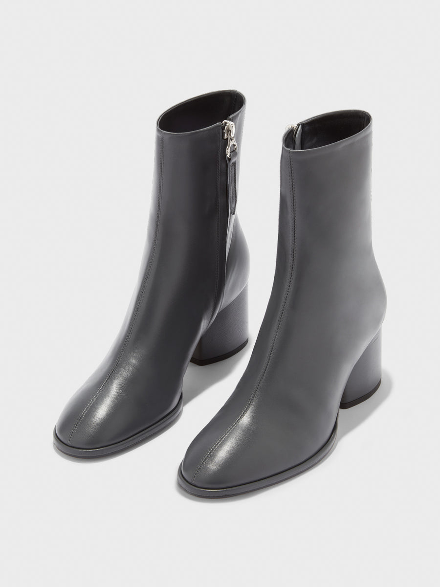 Ayla Round-Toe Boots