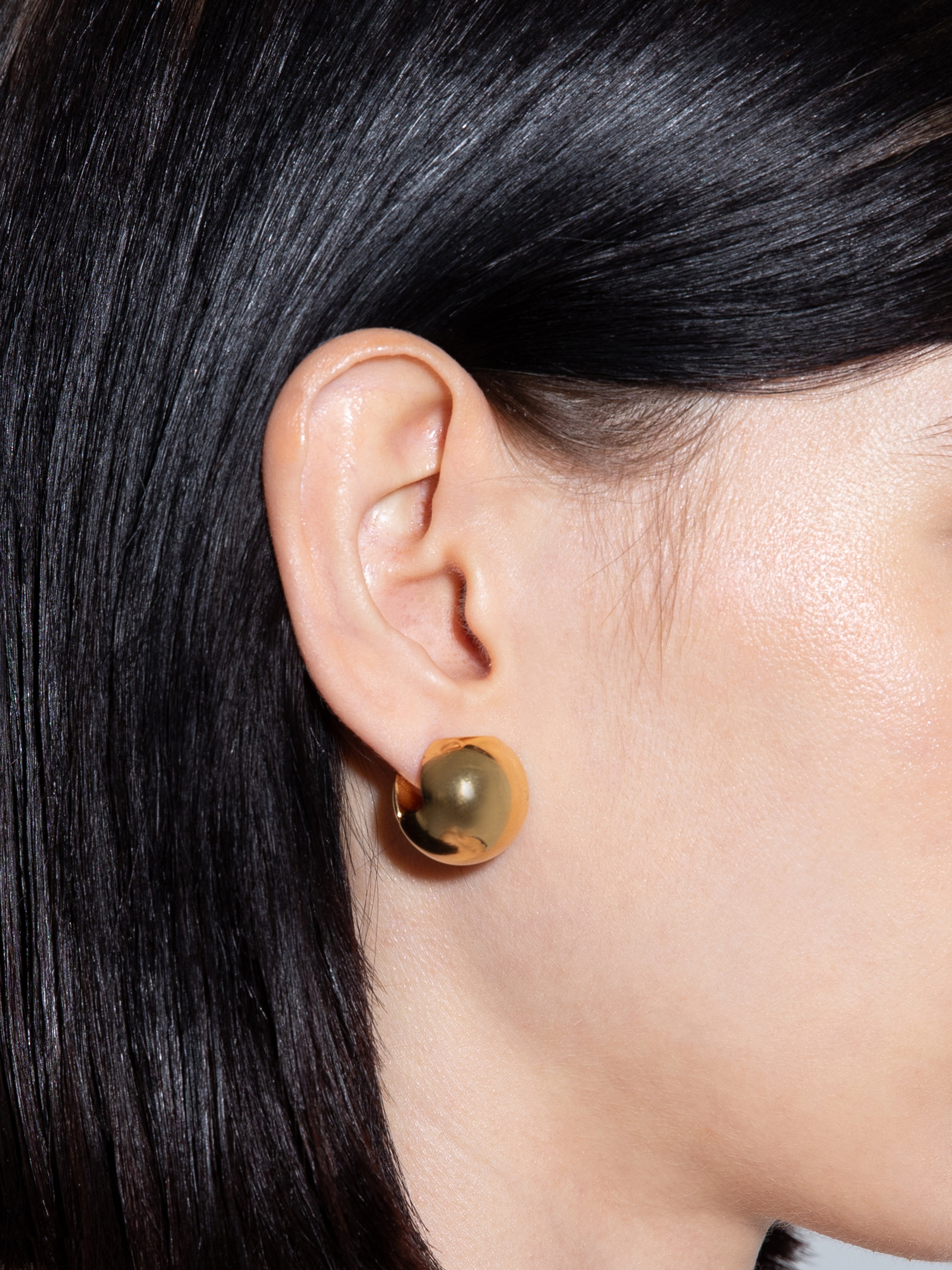 Alice Medium 18kt Gold-Plated Earrings - Image 4