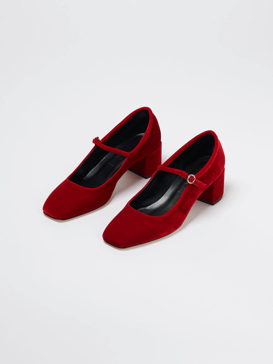 Aline Red Velvet