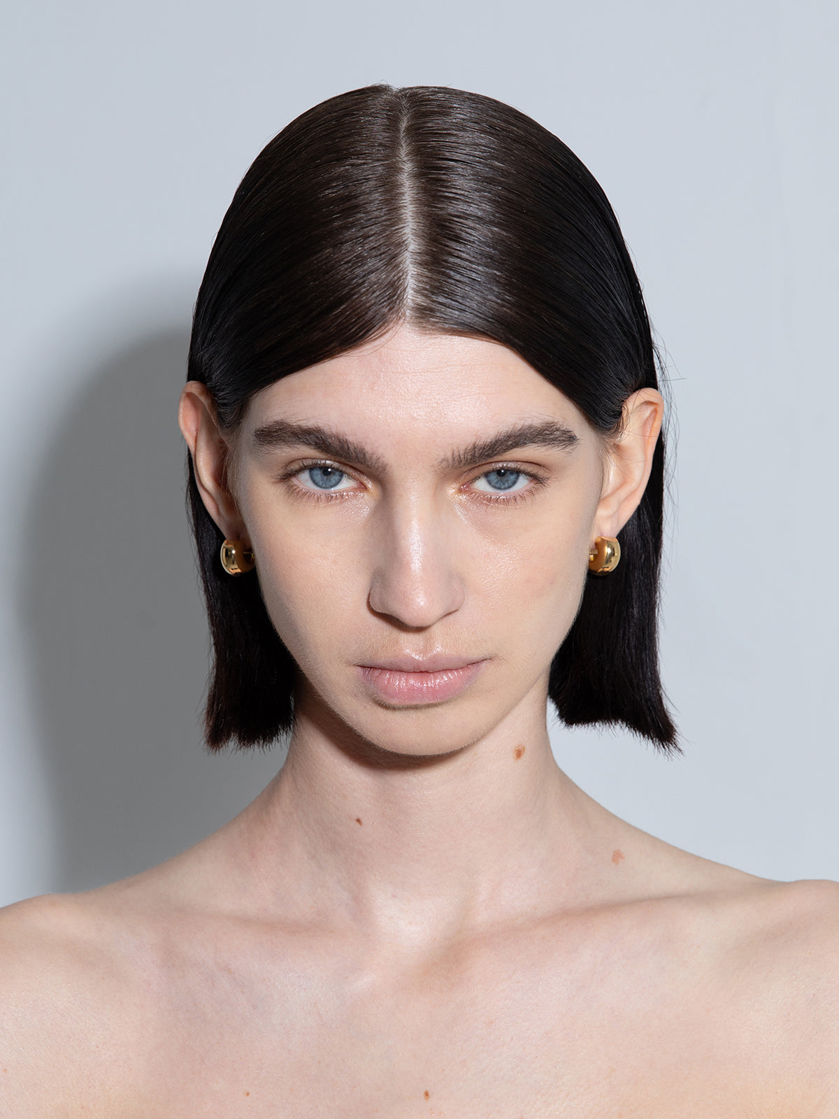 Alma Small 18kt Gold-Plated Earrings - Image 3