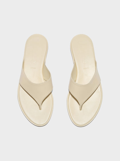 Aeyde | Amaya Leather Flat Sandals for Women | Creamy Nappa | Round Toe | Flat Heel | Front View