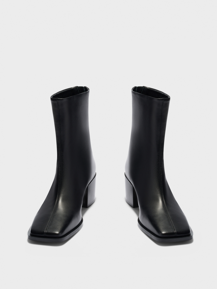 Aeyde | Amina Leather Ankle Boots Leather Ankle Boots for Women | Black Nappa | Square Toe | Mid Heel | Front View