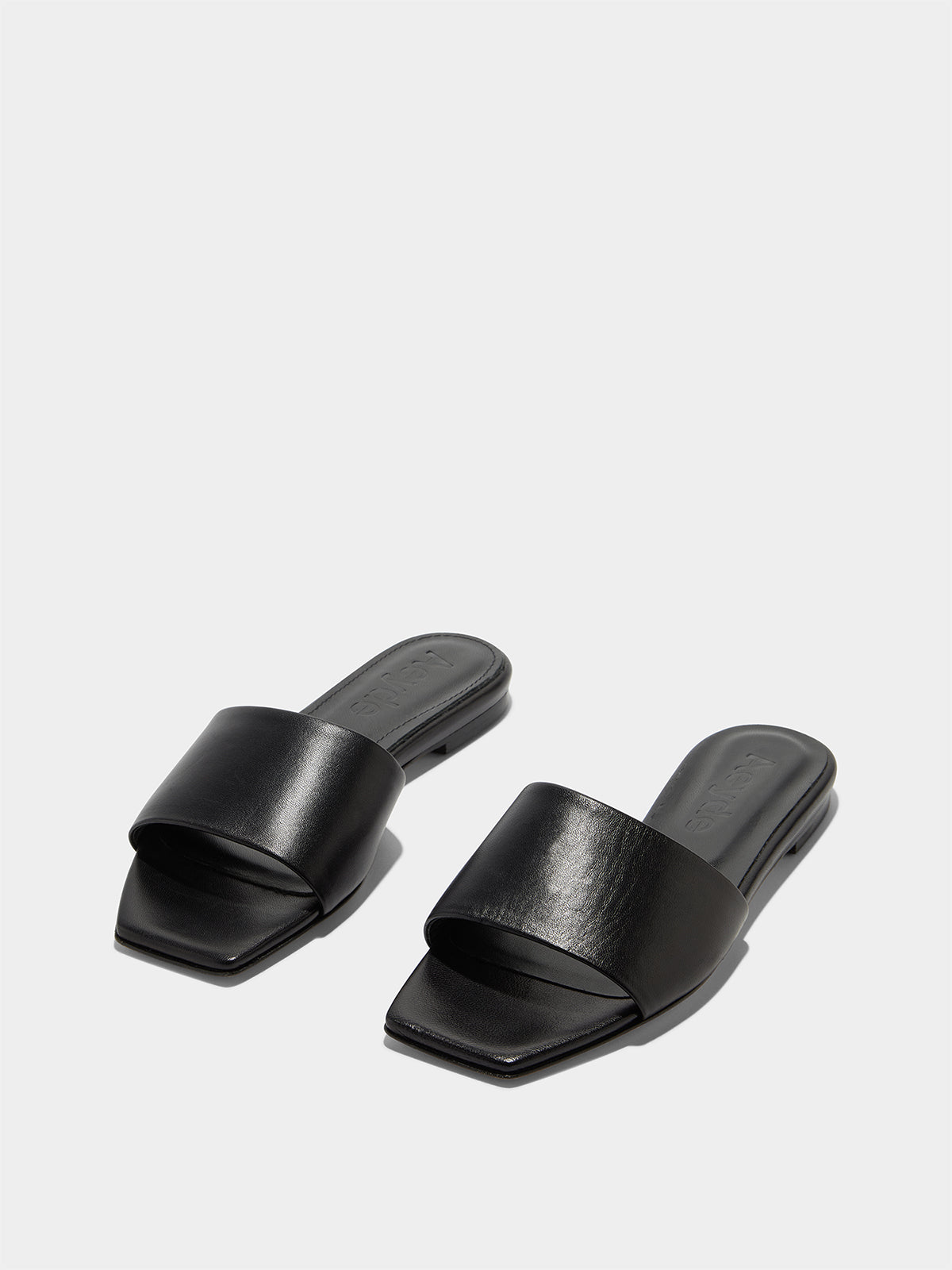 【関税込み】Aeyde ブラック Anna スタッズ レザー サンダル Anna Studded Leather Sandals – Aeyde