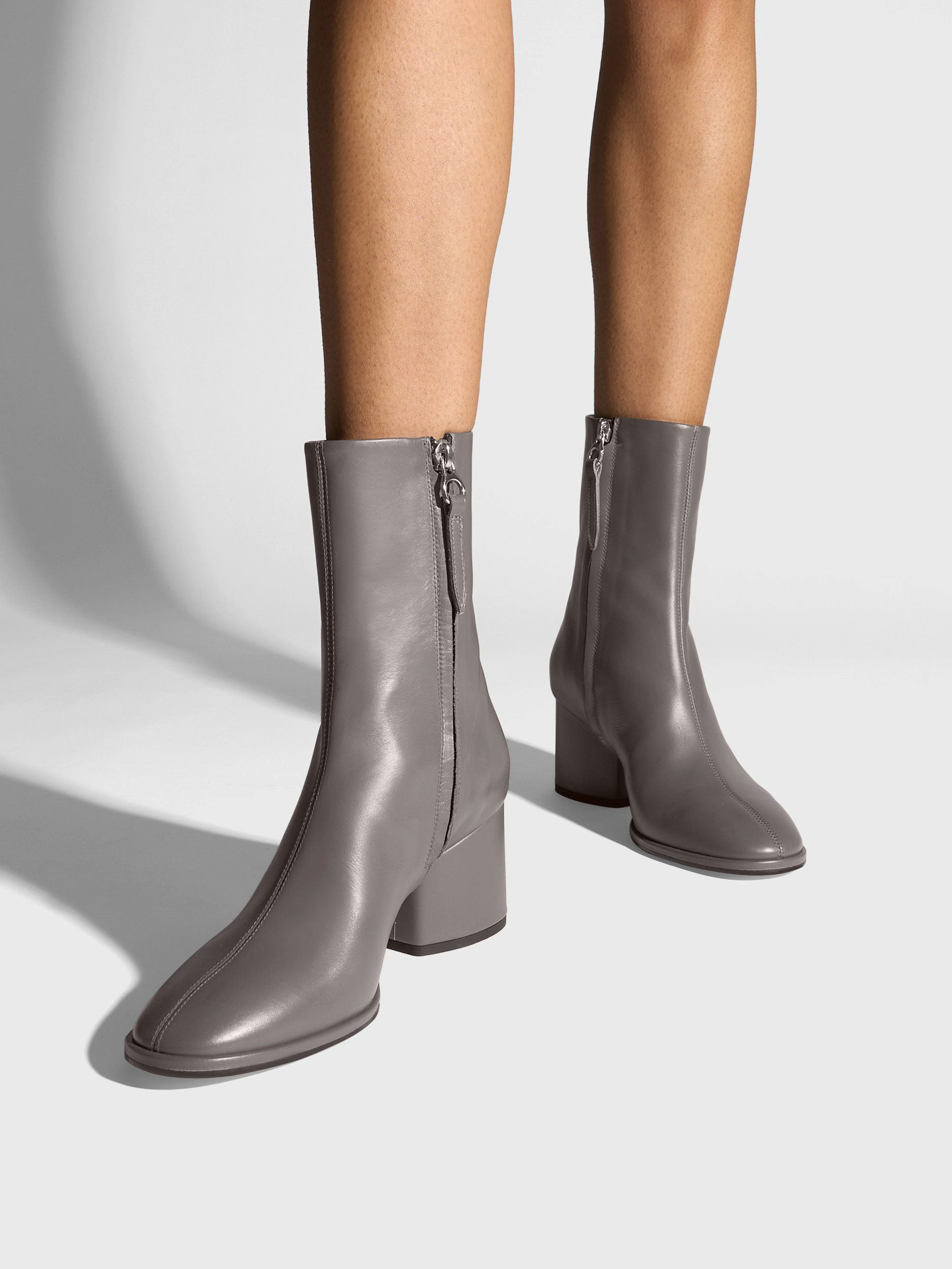 Aeyde | Ayla Leather Ankle Boots Leather Ankle Boots for Women | Taupe Calf | Round Toe | Mid Heel | On Feet