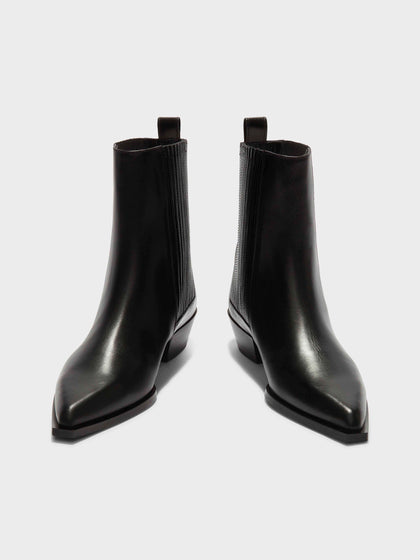 Aeyde boots shop