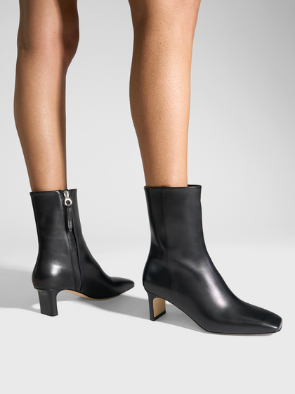 Aeyde | Billie Square-Toe Ankle Boots Leather Ankle Boots for Women | Black Calf | Square Toe | Mid Heel | On Feet