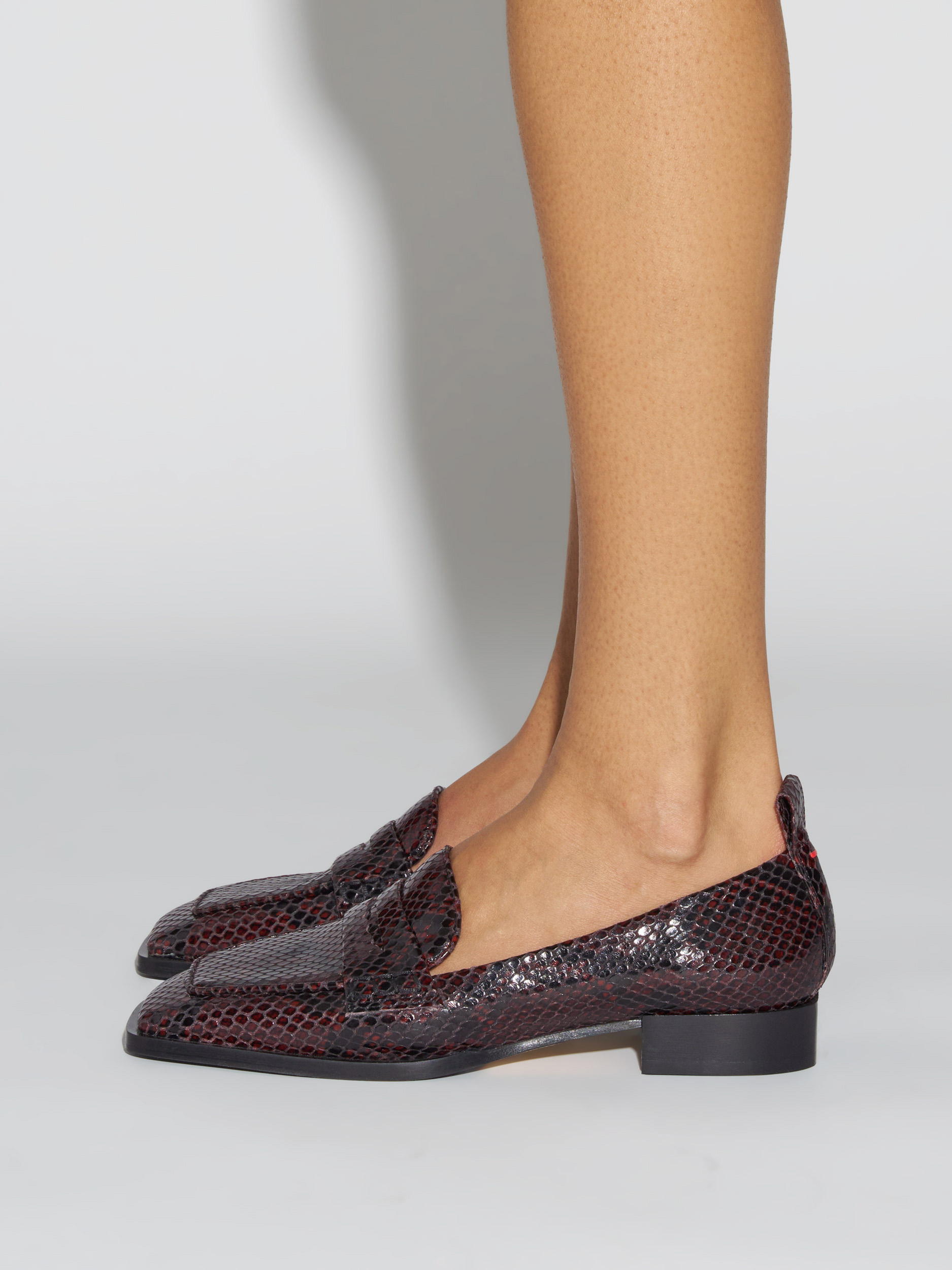 Aeyde | Blake Square-Toe Flats Leather Flats for Women | Port Snake | Square Toe | Flat Heel | How to Style