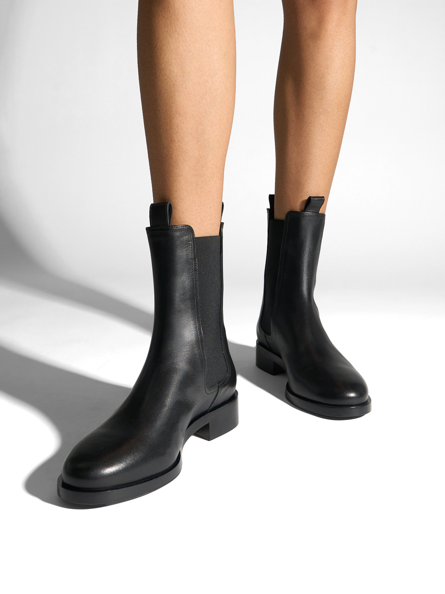 Aeyde | Caspar Leather Ankle Boots Leather Ankle Boots for Women | Black Calf | Round Toe | Low Heel | On Feet