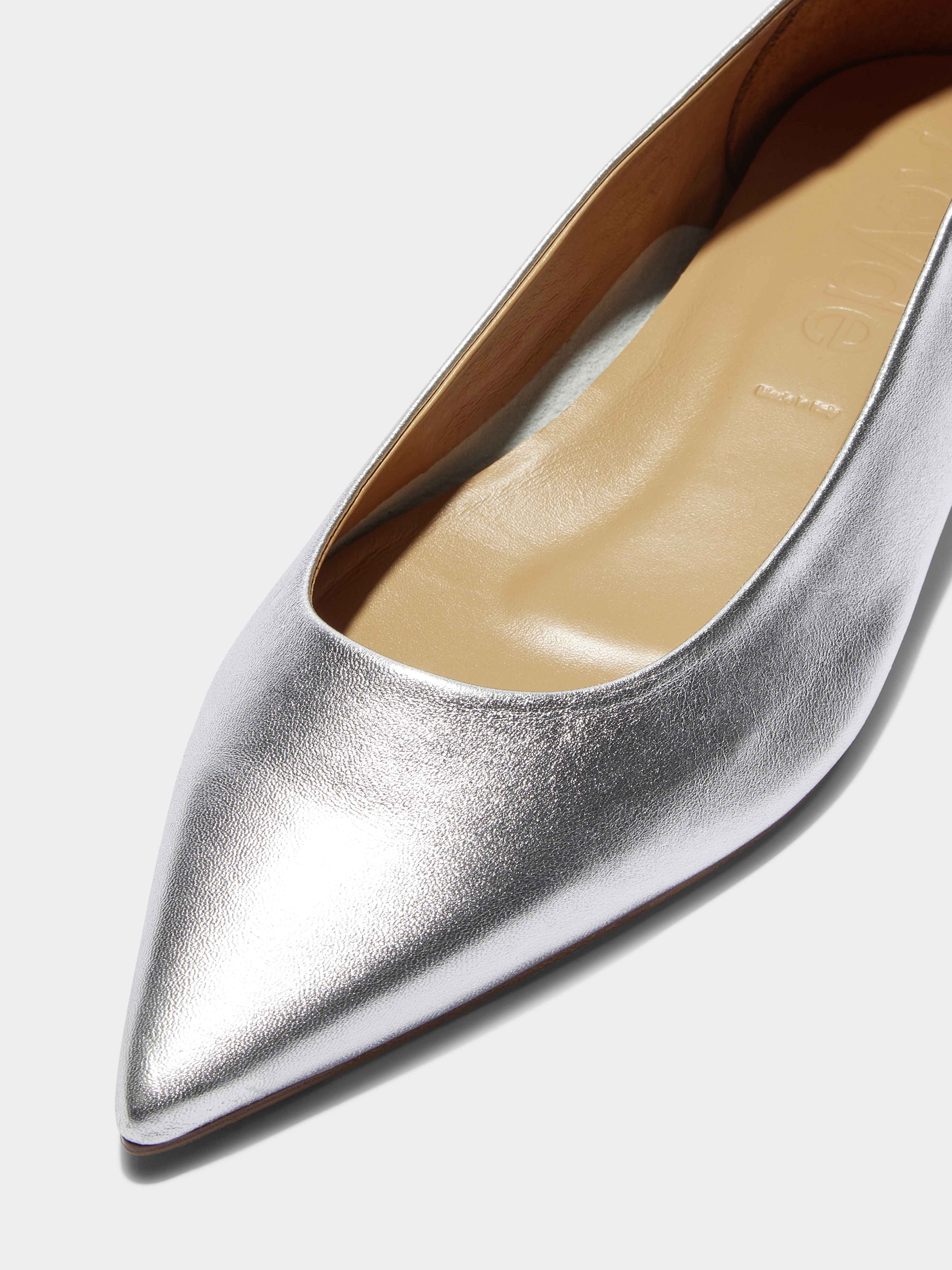 Aeyde | Cassy Leather Ballet Flats Leather Flats for Women | Silver Nappa | Pointed Toe | Flat Heel | Luxury Materials | Handmade in Italy