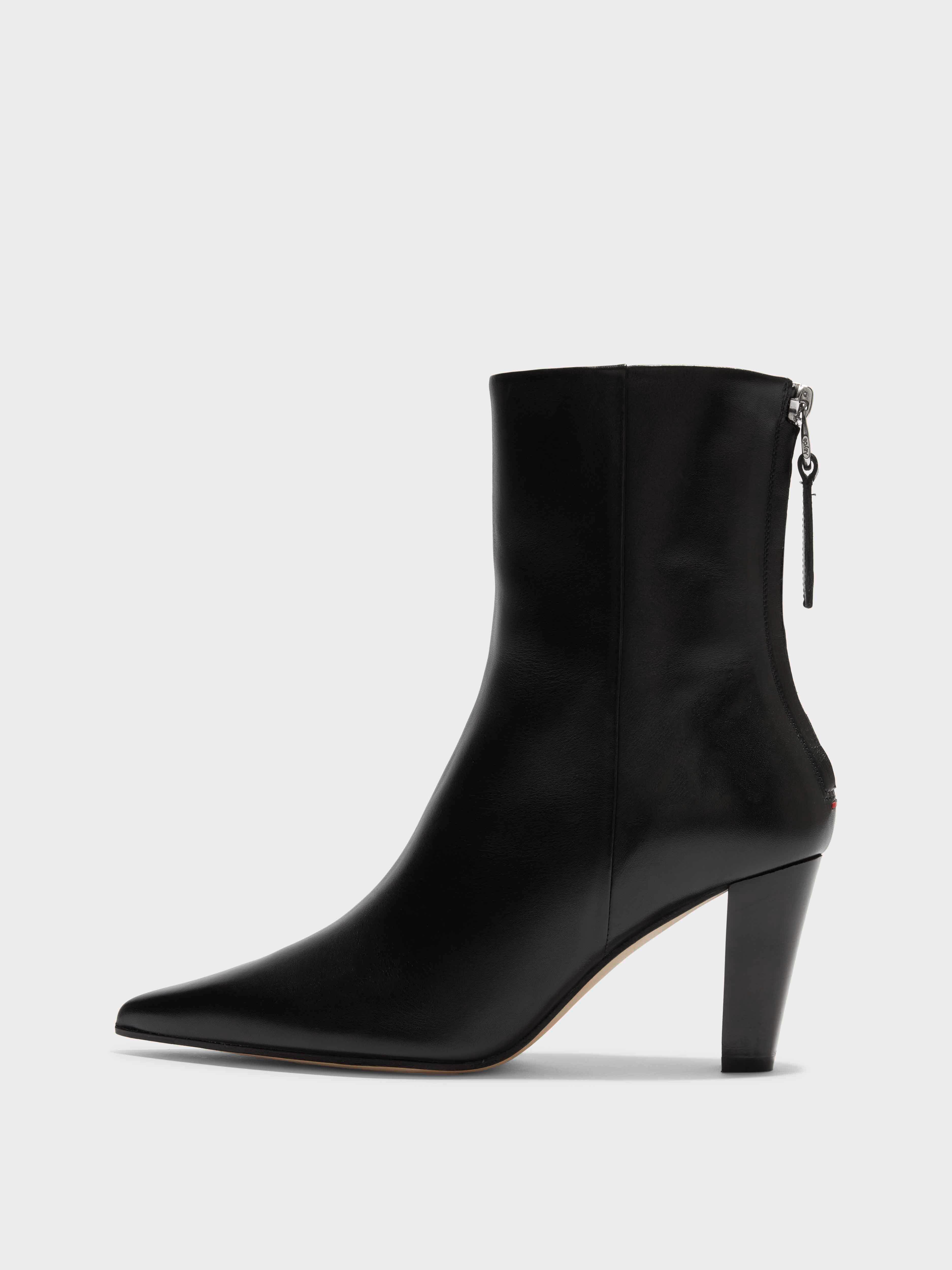 Christy Calfskin Leather Ankle Boots – Aeyde
