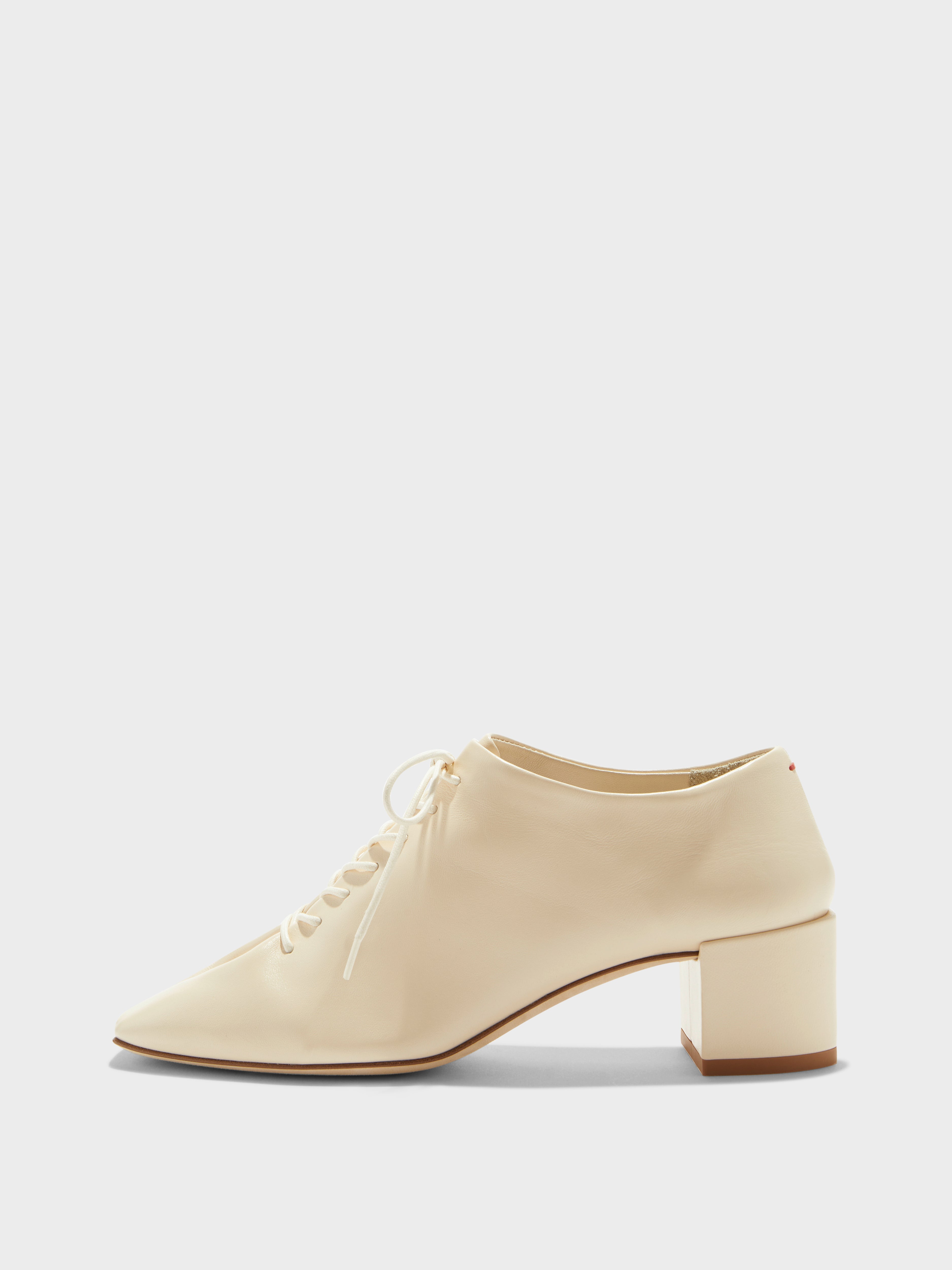 Aeyde | Cosima Leather Pumps Leather Pumps for Women | Creamy Nappa | Square Toe | Low Heel | Side View