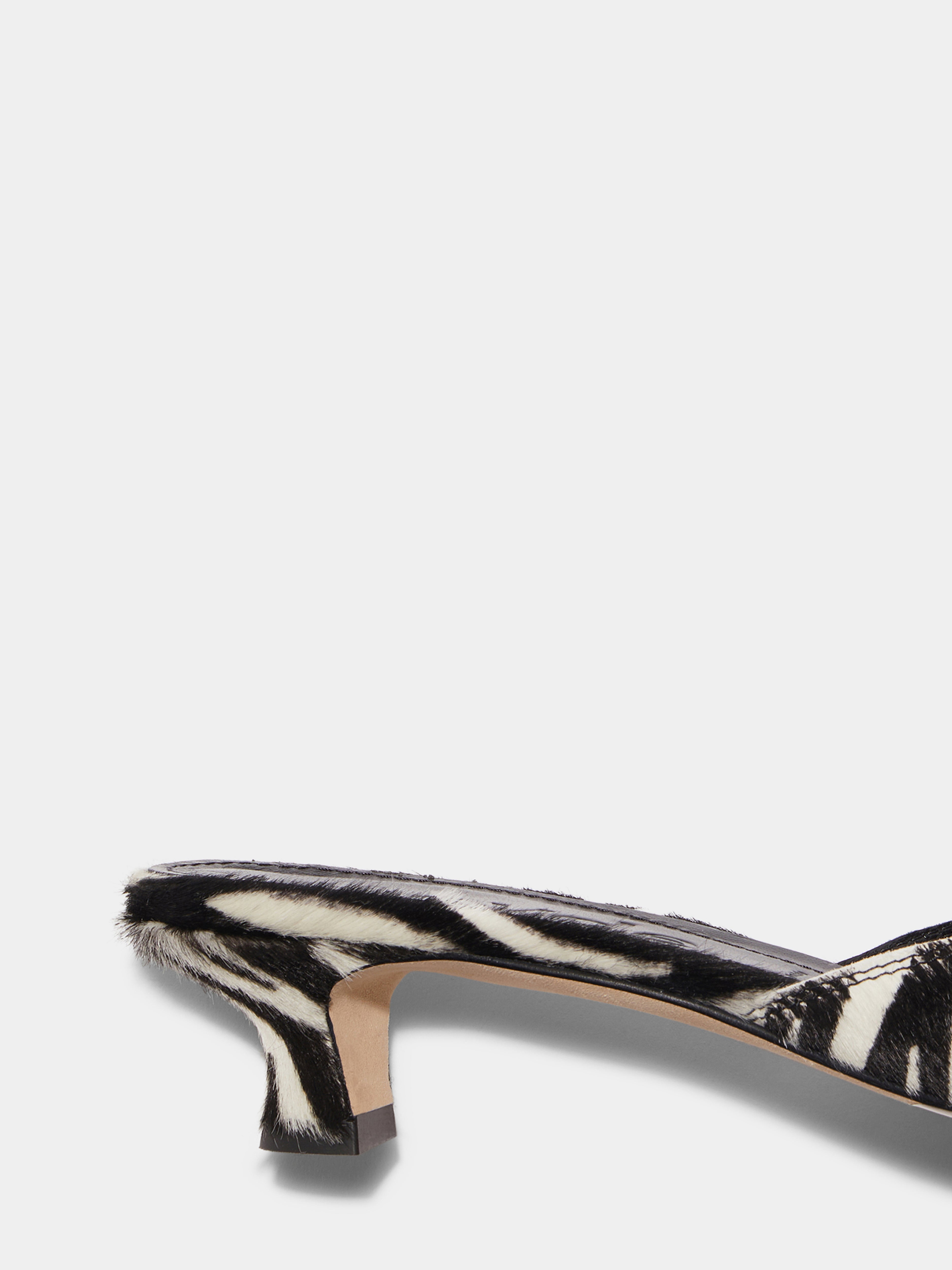 サンダル・ミュール aeyde SS25 35 mm (DANIELLE ZEBRA PONYHAIRCREAMY) Danielle Ponyhair Mules – Aeyde
