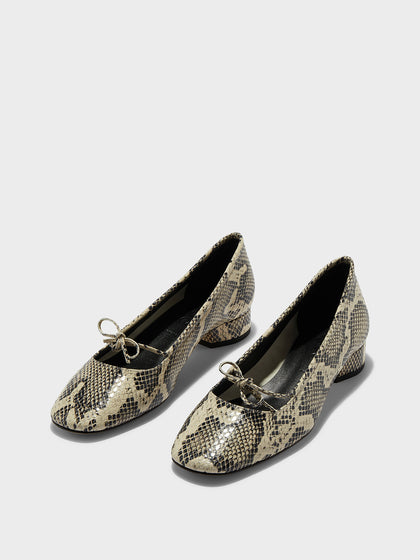 Aeyde | Darya Leather Ballet Flats Leather Flats for Women | Creamy Snake | Round Toe | Low Heel | On Feet