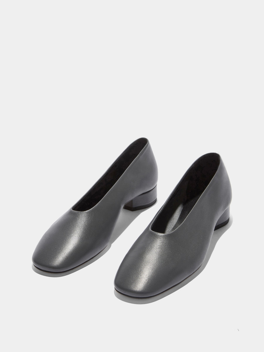 Delia Low-Heeled Ballet Pumps