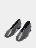 Delia Low-Heeled Ballet Pumps - Image 3