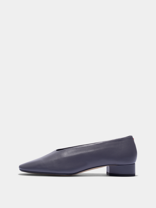 Aeyde | Delia Low-Heeled Ballet Pumps Leather Flats for Women | Dusty Purple Nappa | Round Toe | Low Heel | Side View