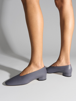 Delia Low-Heeled Ballet Pumps - Image 2