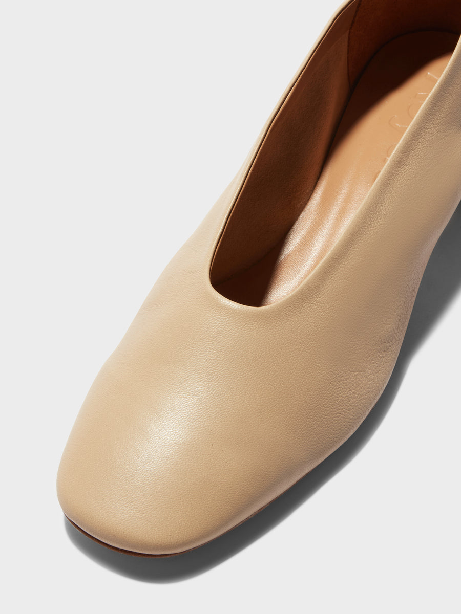 Delia Low-Heeled Ballet Pumps