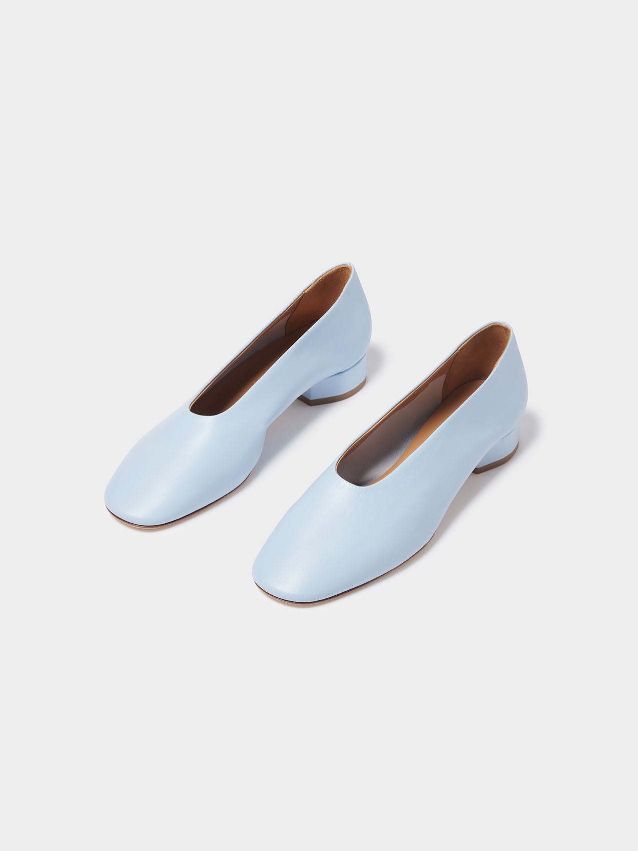 Aeyde | Delia Leather Ballet Flats Leather Flats for Women | Powderblue Nappa | Round Toe | Low Heel | On Feet