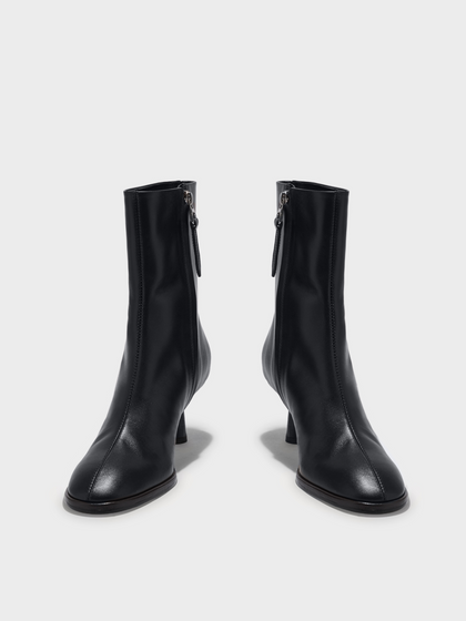 Aeyde | Dorothy Leather Ankle Boots Leather Ankle Boots for Women | Black Calf | Round Toe | Mid Heel | Front View