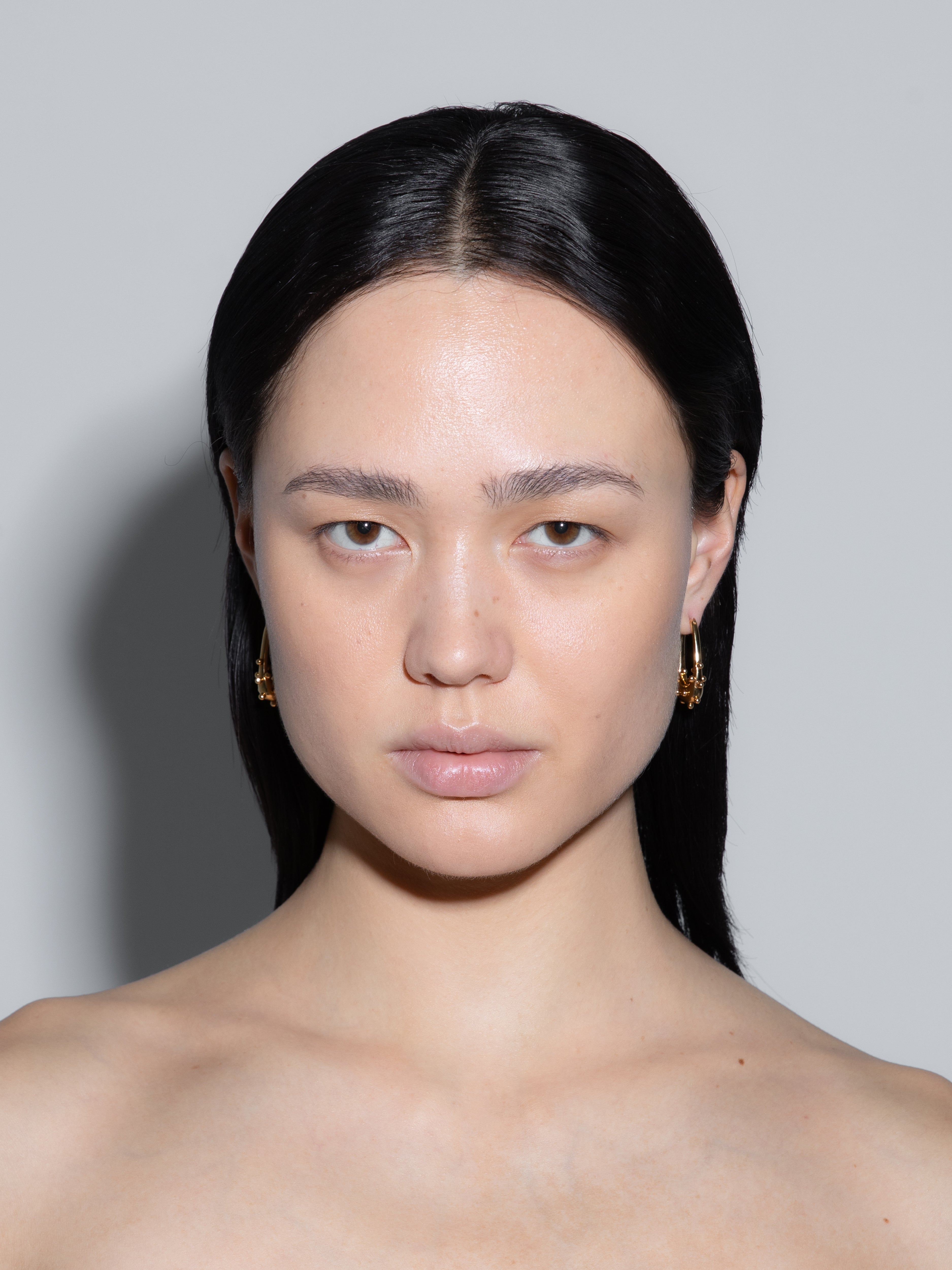 Elias 18kt Gold-Plated Hoop Earrings - Image 4
