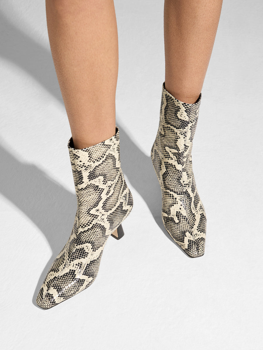 Elina Ankle Boots