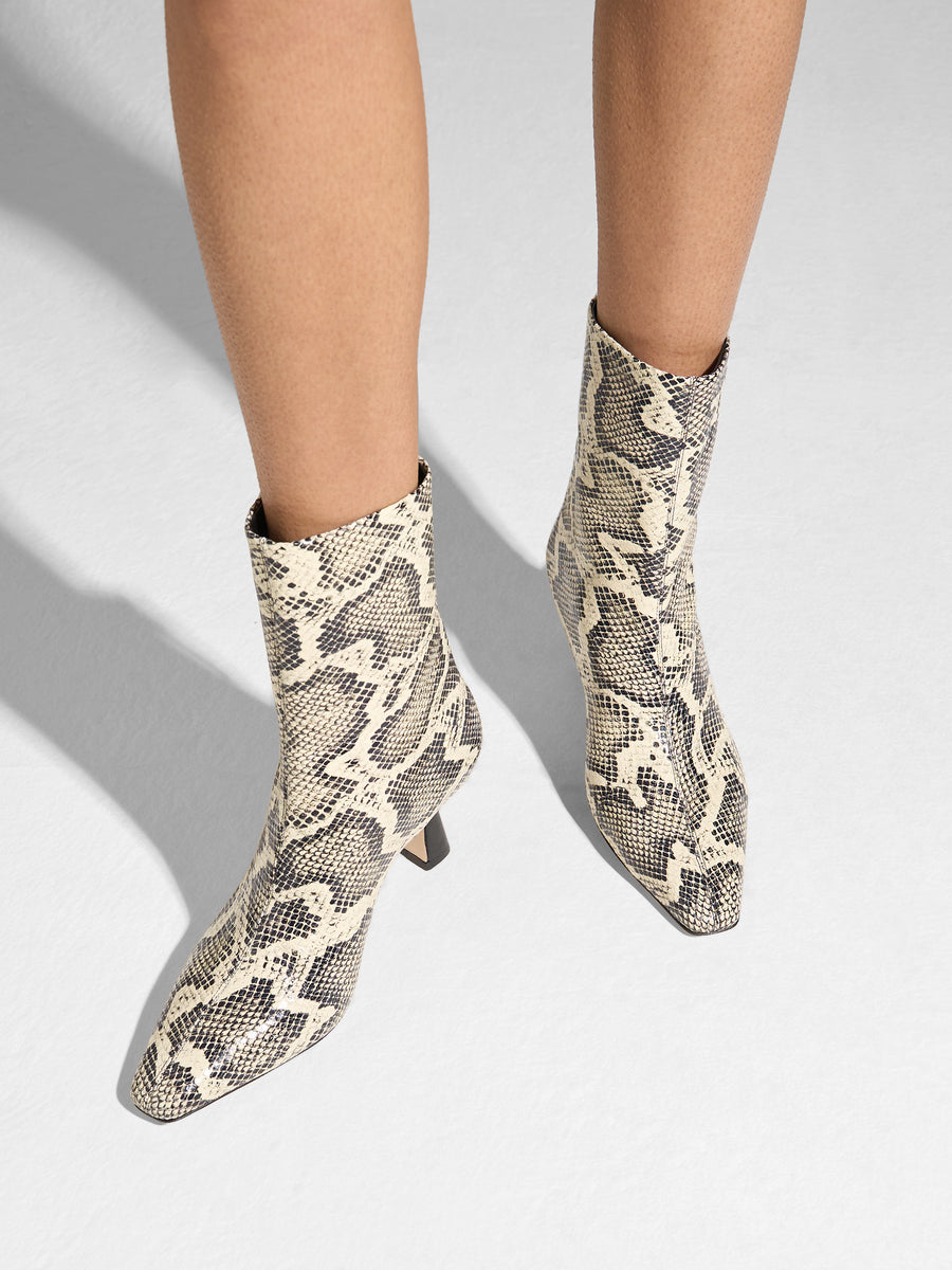 Elina Ankle Boots