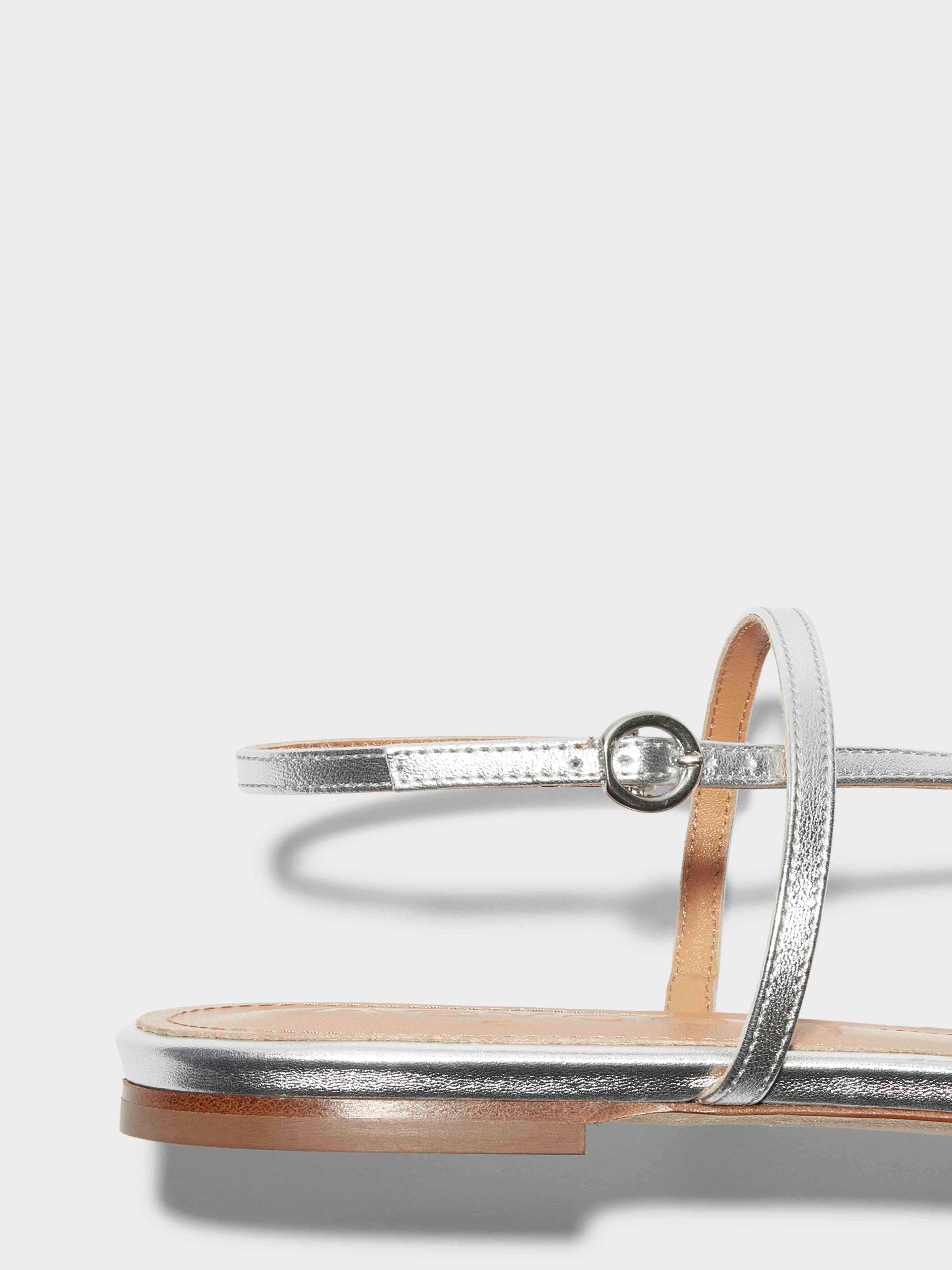 【関税込み】Ella Sandals - Aeyde - Leather - Silver Aeyde | ELLA Silver Leather Flat Sandal