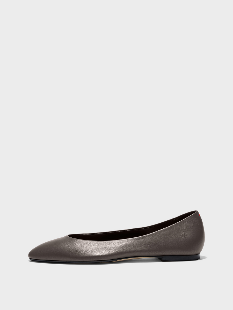 Aeyde | Ellie Almond-Toe Flats Leather Flats for Women | Taupe Nappa | Round Toe | Flat Heel | Side View