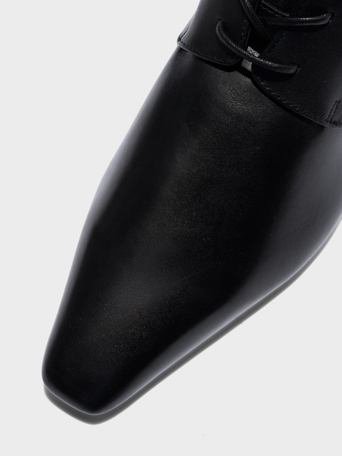Elva Leather Ankle Boots