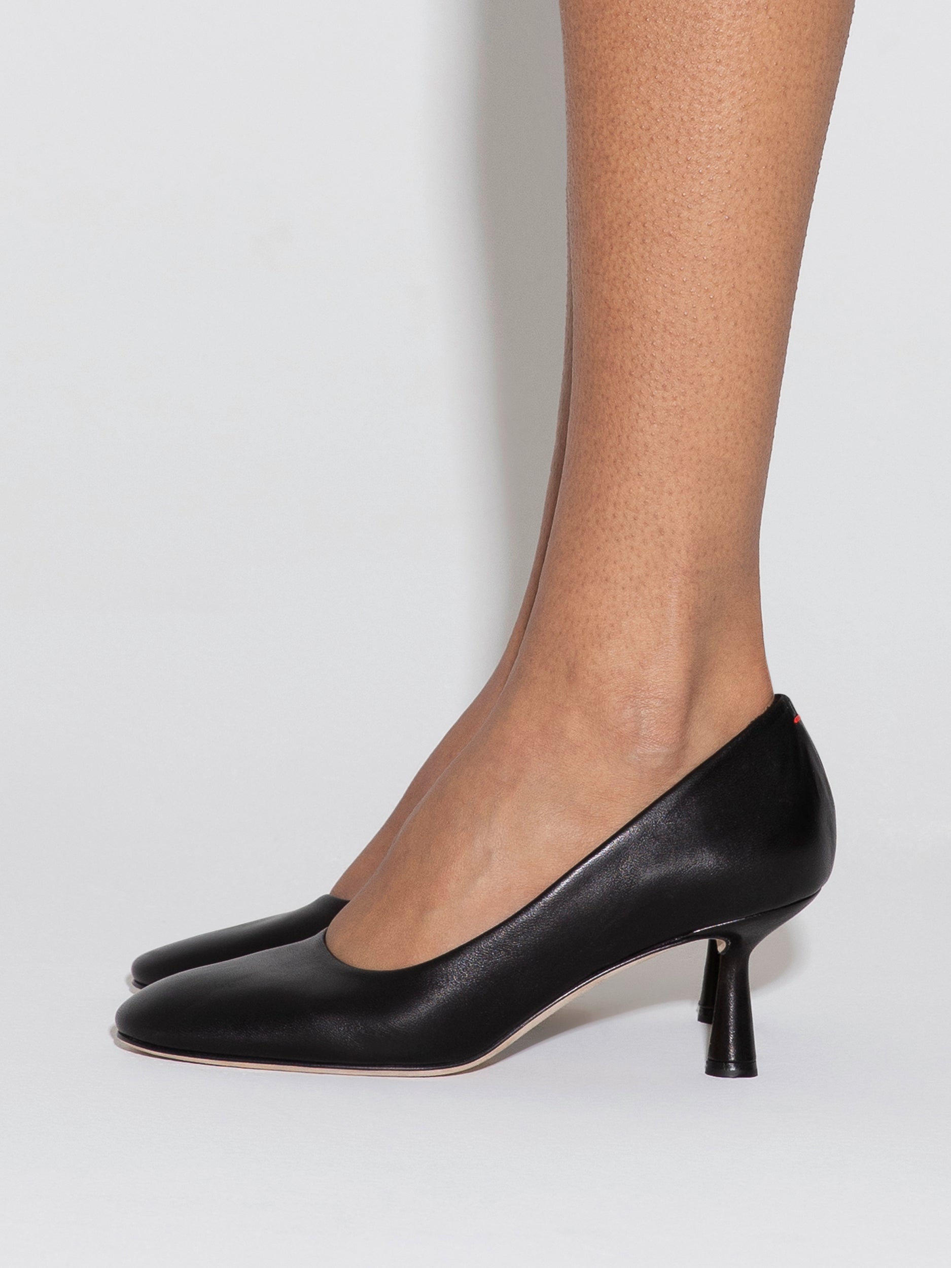 Giotta Round-Toe Pumps - Image 6
