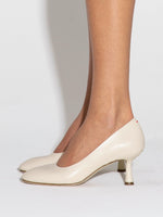 Giotta Round-Toe Pumps - Image 6