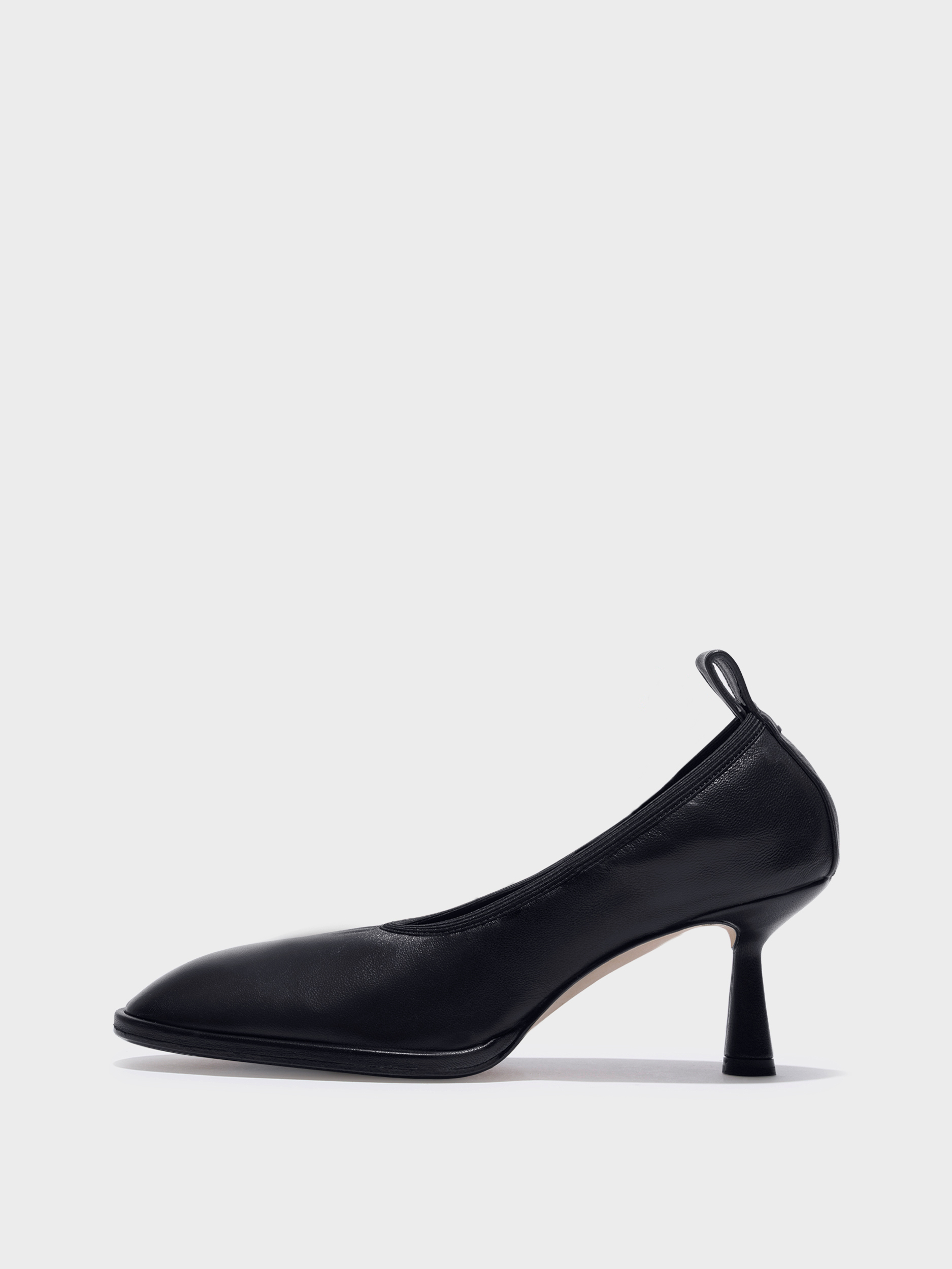 Aeyde | Giulia Stiletto Pumps Leather Pumps for Women | Black Nappa | Round Toe | Mid Heel | Side View