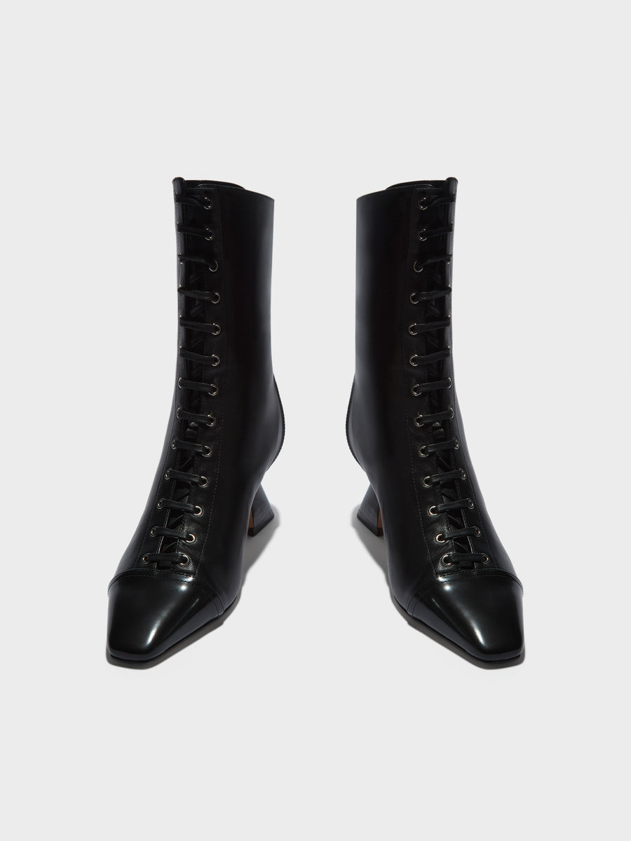 Gwen Lace-Up Boots