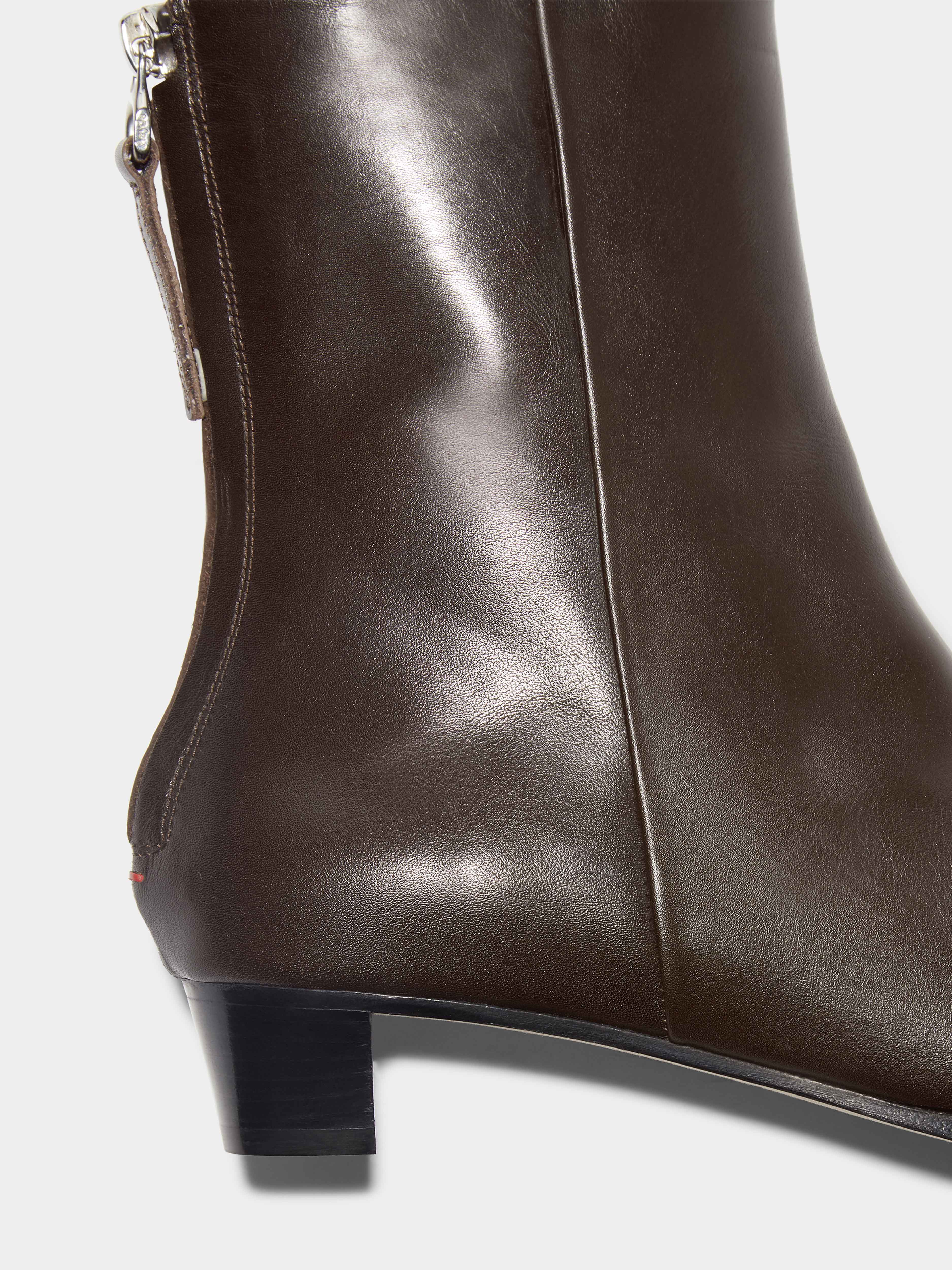 Harriet Calfskin Leather Heeled Ankle Boots – Aeyde