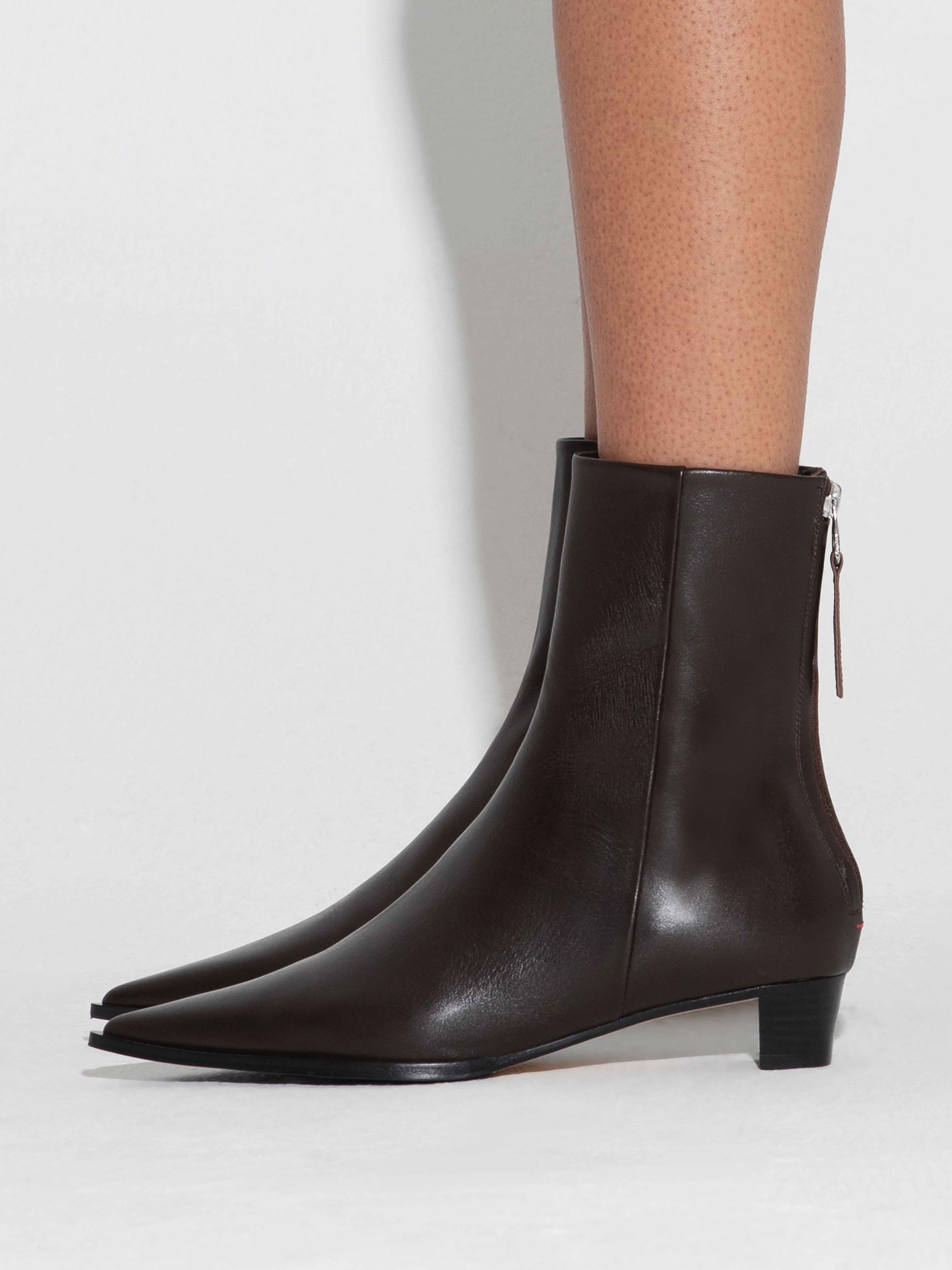 Harriet Calfskin Leather Heeled Ankle Boots – Aeyde