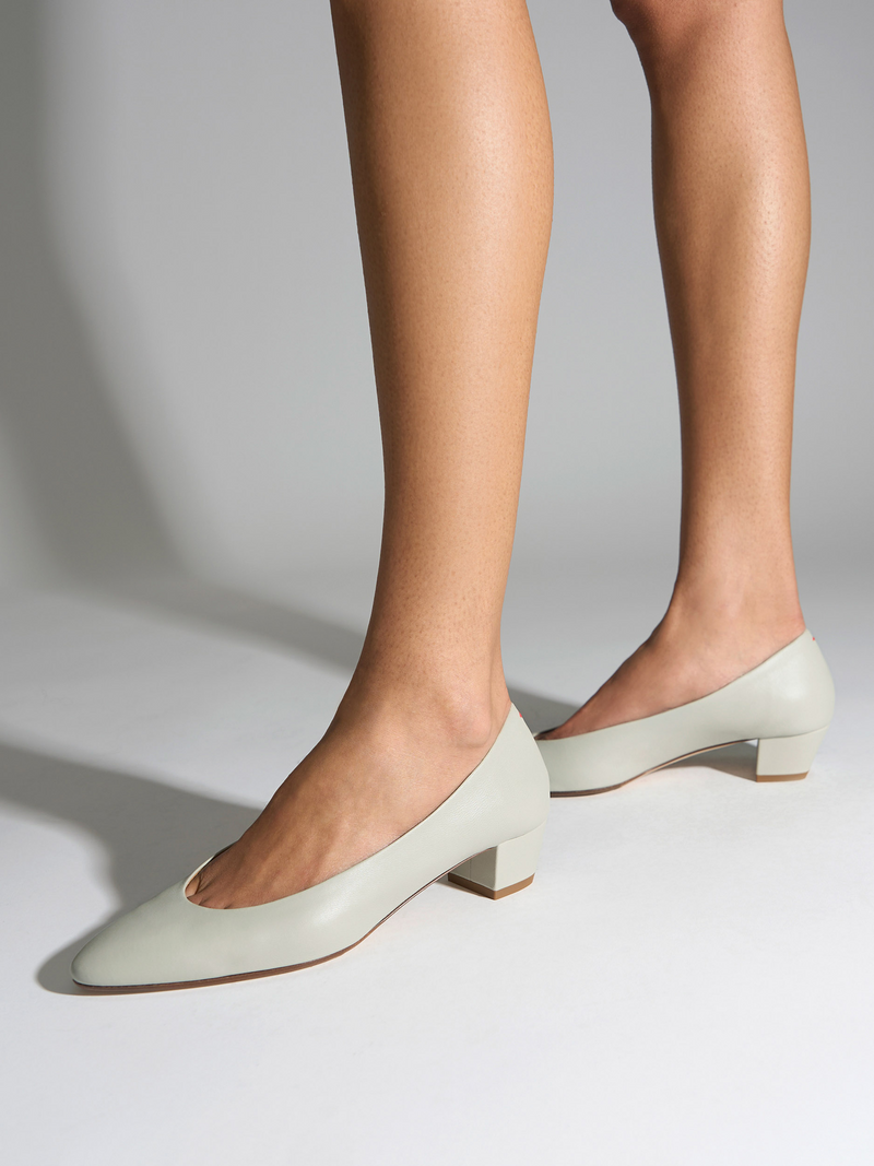 Helia Low-Cut Pumps