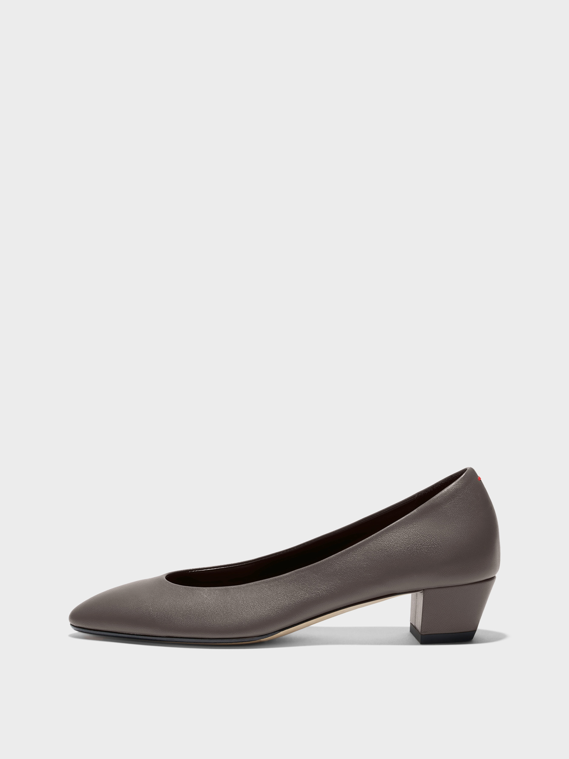 Aeyde | Helia Low-Cut Pumps Leather Pumps for Women | Taupe Nappa | Round Toe | Low Heel | Side View