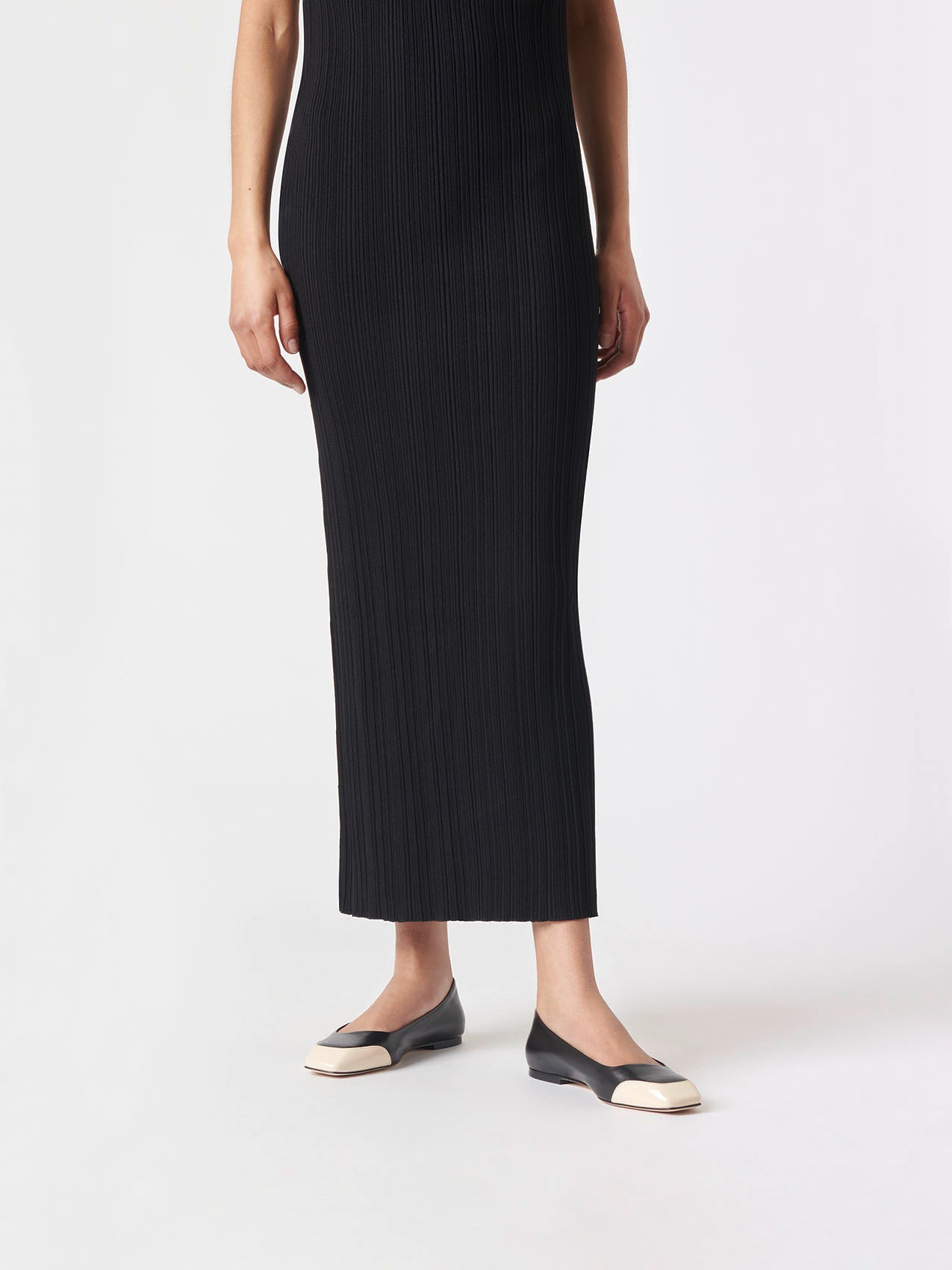 Aeyde | Iris Leather and Patent Ballet Flats Leather Flats for Women | Black/Creamy Nappa/Patent | Square Toe | Flat Heel | Front View