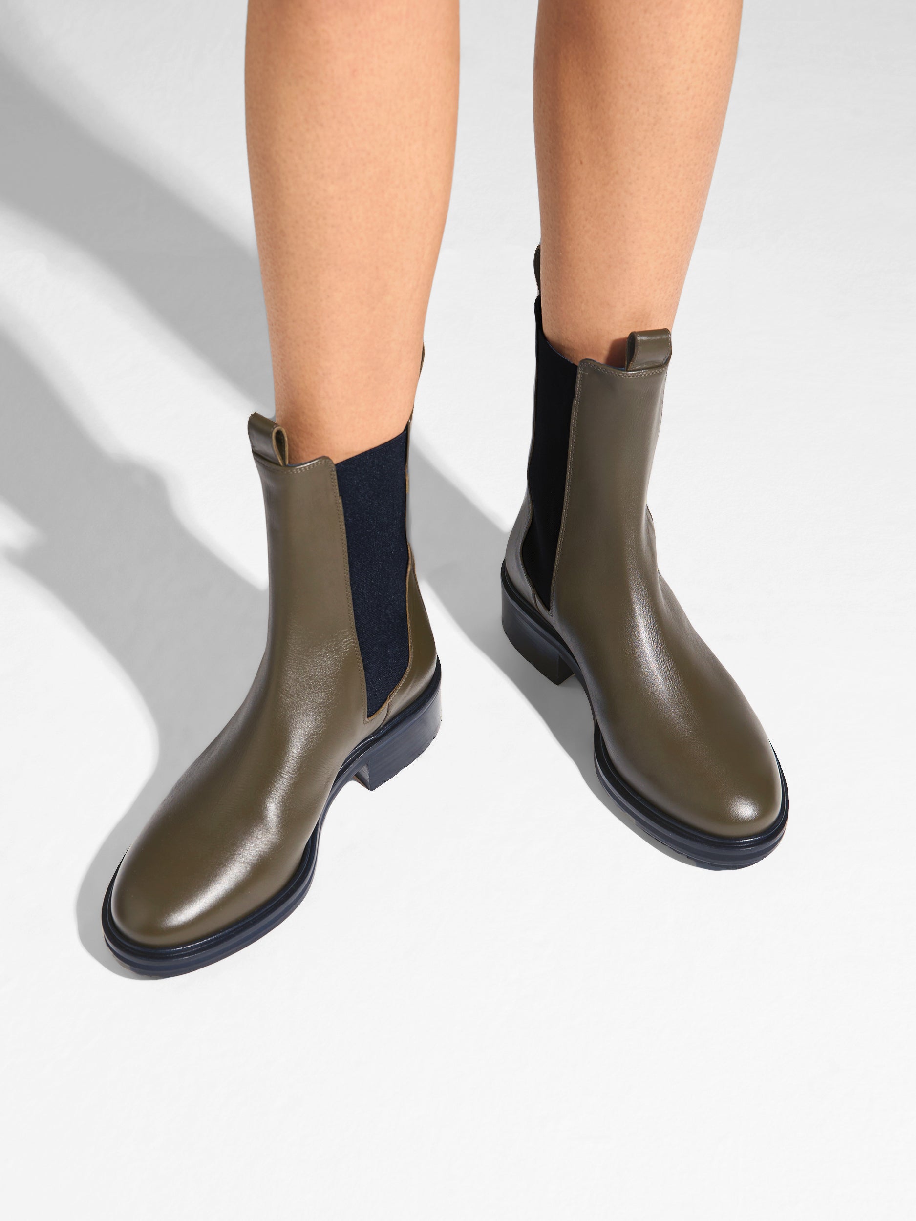 Jack Chelsea Boots - Image 2