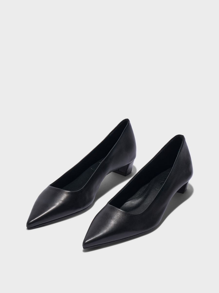 Aeyde | Judi Suede Pointed Pumps Leather Pumps for Women | Black Nappa | Pointed Toe | Low Heel | Luxury Materials | Handmade in Italy