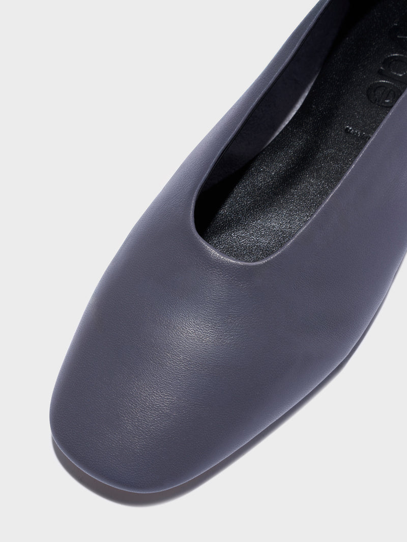 Kirsten Round-Toe Flats