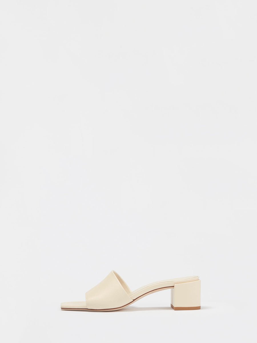 Lissy Creamy Nappa