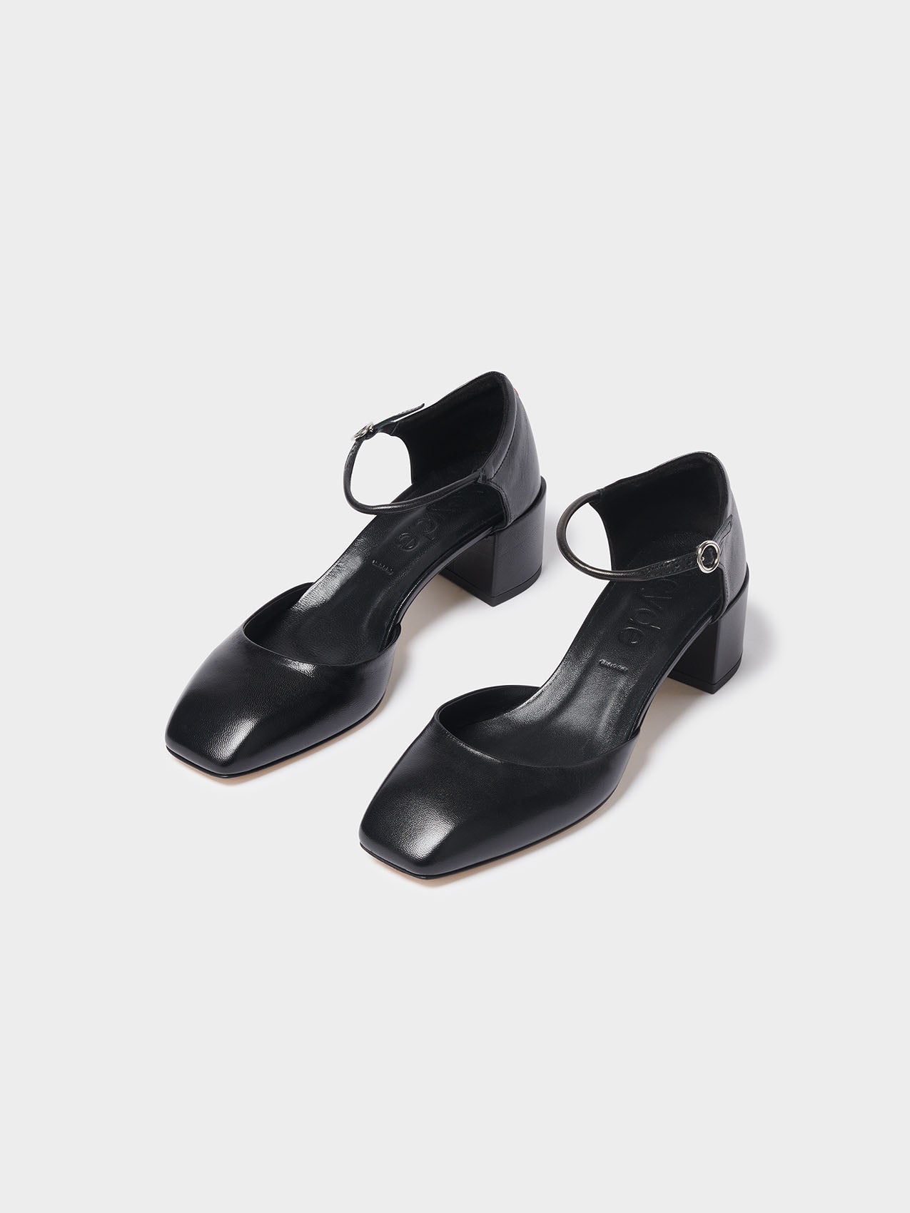Aeyde | Magda Leather Mary-Jane Pumps Leather Pumps for Women | Black Nappa | Square Toe | Mid Heel | On Feet