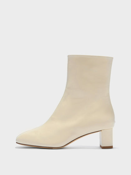 Aeyde | Millie Leather Ankle Boots for Women | Creamy Nappa | Square Toe | Low Heel | Side View