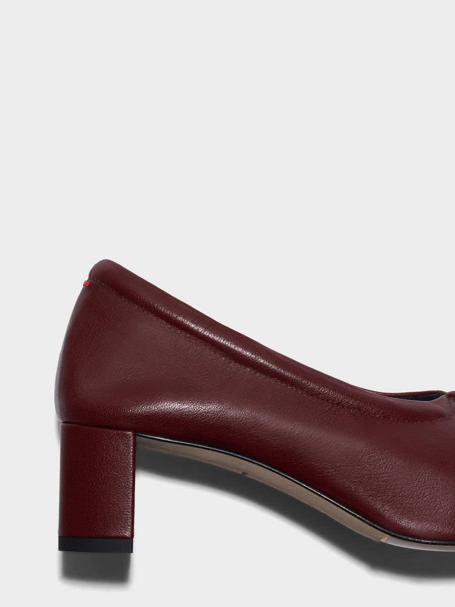 Aeyde | Narissa Square-Toe Pumps Leather Pumps for Women | Port Lambskin | Square Toe | Mid Heel | Heel Details