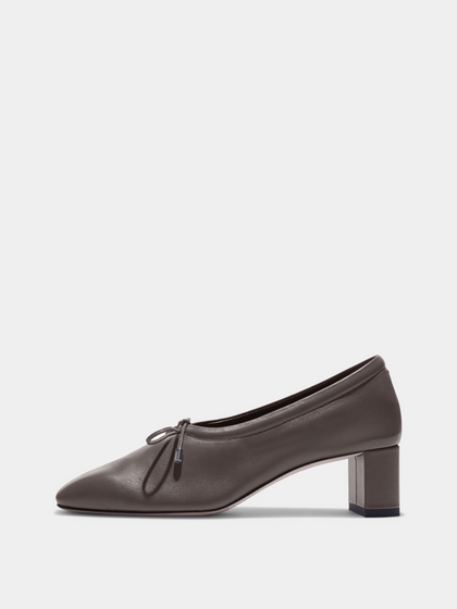 Aeyde | Narissa Square-Toe Pumps Leather Pumps for Women | Taupe Lambskin | Square Toe | Mid Heel | Side View