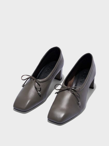 Aeyde | Narissa Square-Toe Pumps Leather Pumps for Women | Taupe Lambskin | Square Toe | Mid Heel | Luxury Materials | Handmade in Italy