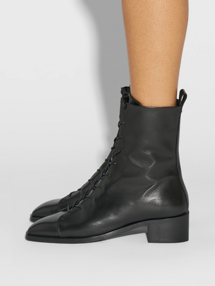 Aeyde | Noel Leather Ankle Boots Leather Ankle Boots for Women | Black Calf | Square Toe | Low Heel | How to Style
